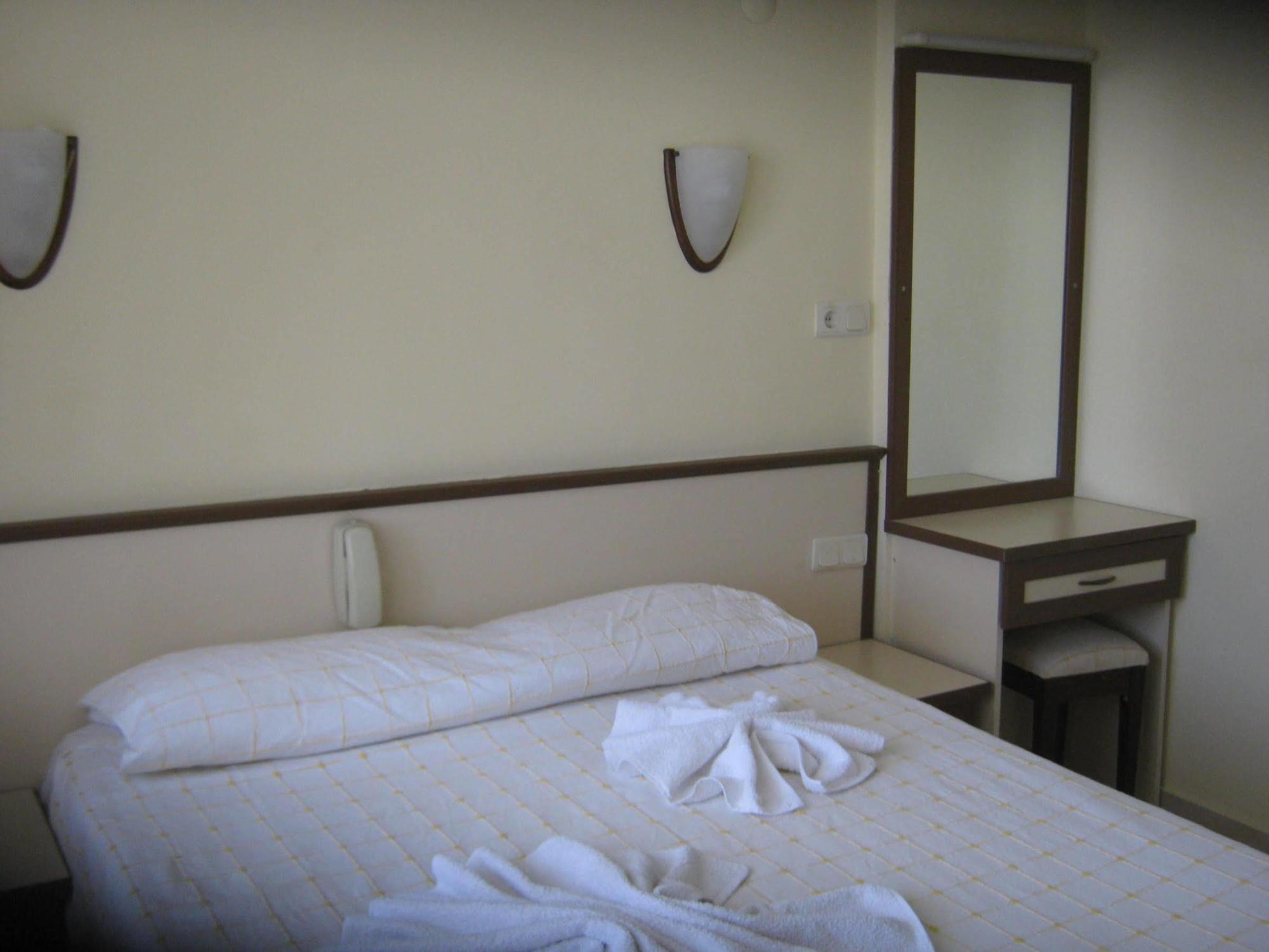 Oya Apartments Kusadasi Exterior photo