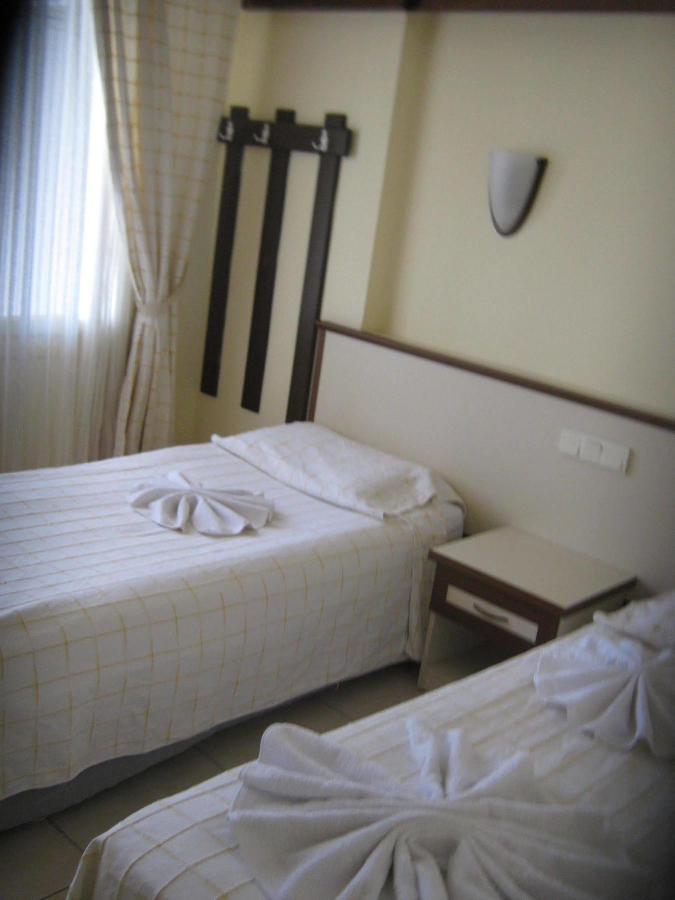 Oya Apartments Kusadasi Exterior photo